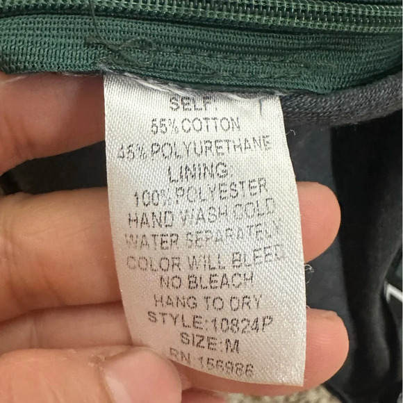 LBD by design Green Faux Leather Shorts size M - Picture 6 of 6